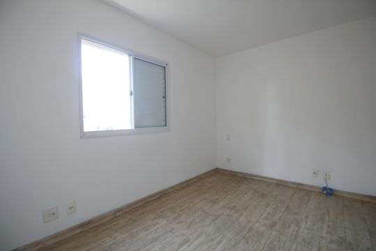 Quarto 2 de apartamento para alugar com 3 quartos, 70m² em Jardim Maria Rosa, Taboão da Serra