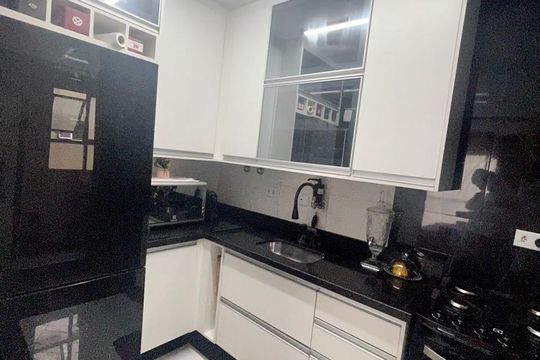 Cozinha de apartamento à venda com 2 quartos, 48m² em Jardim Planalto, São Paulo
