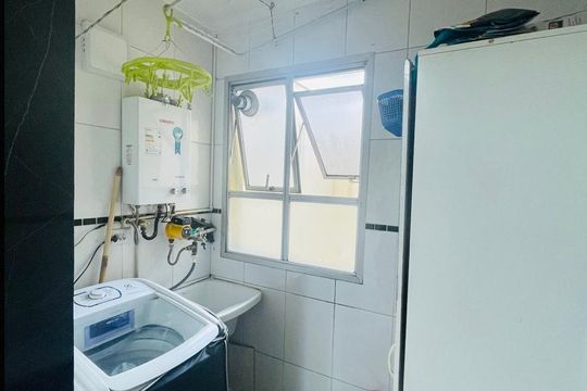 Área de serviço de apartamento à venda com 2 quartos, 48m² em Jardim Planalto, São Paulo