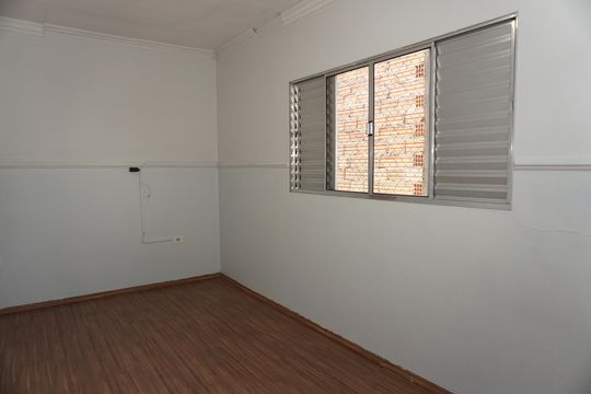 Quarto 2 de casa para alugar com 2 quartos, 120m² em Jardim Valo Verde, Embu das Artes