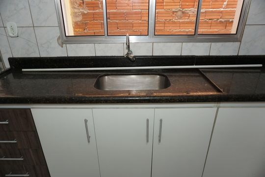 Cozinha de casa para alugar com 2 quartos, 120m² em Jardim Valo Verde, Embu das Artes