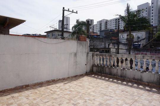 Varanda de casa para alugar com 2 quartos, 120m² em Jardim Valo Verde, Embu das Artes