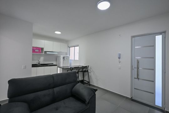 Apartamento para alugar com 1 quarto, 27m² em Ferreira, São Paulo