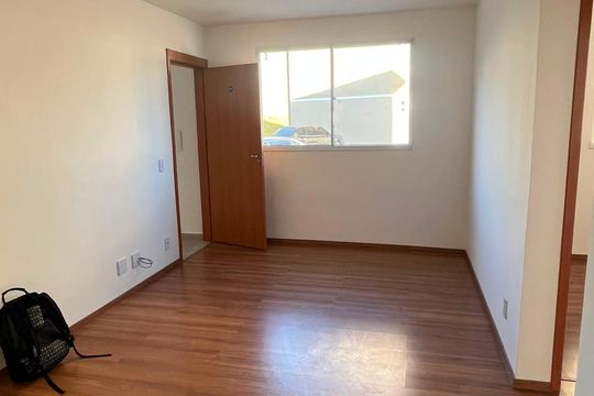 Sala de apartamento para alugar com 2 quartos, 44m² em Estância do Hibisco, Contagem