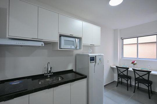Cozinha de apartamento para alugar com 2 quartos, 27m² em Ferreira, São Paulo