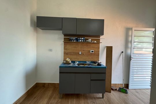 Cozinha de casa para alugar com 1 quarto, 45m² em Metalúrgicos, Osasco