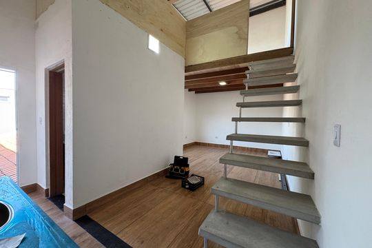 Casa para alugar com 1 quarto, 45m² em Metalúrgicos, Osasco