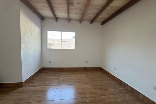 Sala/Cozinha de casa para alugar com 1 quarto, 45m² em Metalúrgicos, Osasco