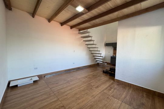 Sala/Cozinha de casa para alugar com 1 quarto, 45m² em Metalúrgicos, Osasco