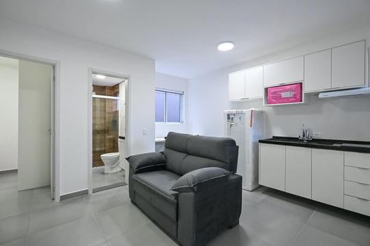 Apartamento para alugar com 1 quarto, 27m² em Ferreira, São Paulo