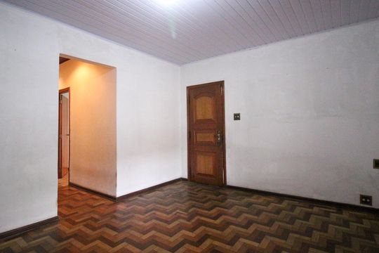 Casa para alugar com 3 quartos, 250m² em Vila Bela, São Paulo