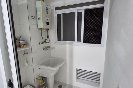 Área de serviço de apartamento para alugar com 2 quartos, 50m² em Parque Reboucas, São Paulo