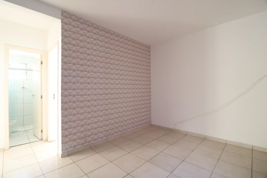 Sala de apartamento para alugar com 2 quartos, 49m² em Chácaras Tubalina E Quartel, Uberlândia