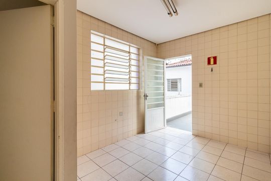 Cozinha de casa à venda com 3 quartos, 280m² em Paraíso, São Paulo