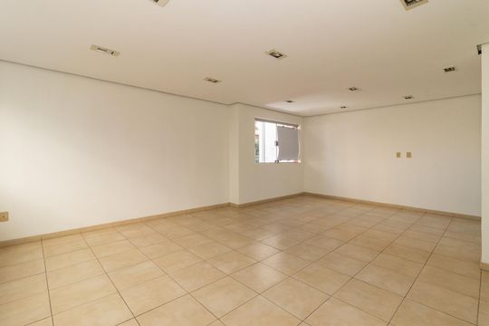 Sala/Quarto de casa à venda com 3 quartos, 280m² em Paraíso, São Paulo