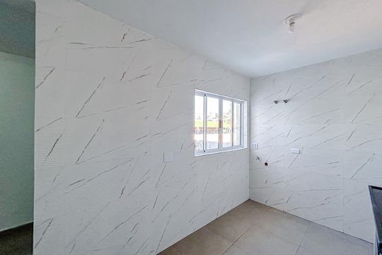 Cozinha de casa para alugar com 1 quarto, 45m² em Vila Carrão, São Paulo