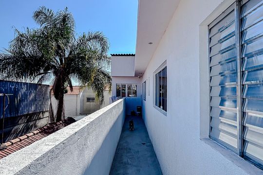 Área externa de casa para alugar com 1 quarto, 45m² em Vila Carrão, São Paulo
