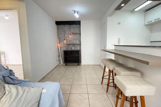 Sala de apartamento para alugar com 2 quartos, 50m² em Cidade dos Bandeirantes, São Paulo
