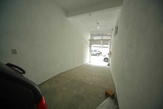 Garagem  de casa para alugar com 3 quartos, 150m² em Jardim Joao de Barro, São Bernardo do Campo