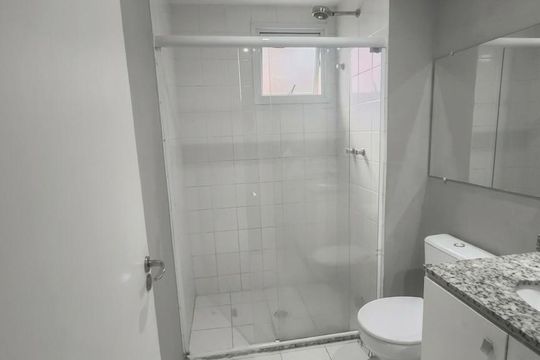 Banheiro de apartamento para alugar com 1 quarto, 58m² em Vila Andrade, São Paulo