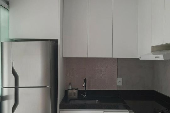 Cozinha de apartamento para alugar com 1 quarto, 58m² em Vila Andrade, São Paulo