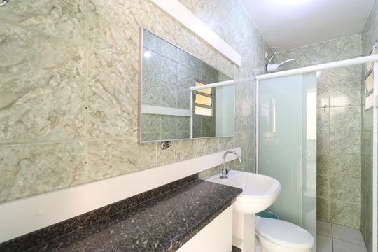 Banheiro Social de casa à venda com 3 quartos, 232m² em Barra Funda, São Paulo