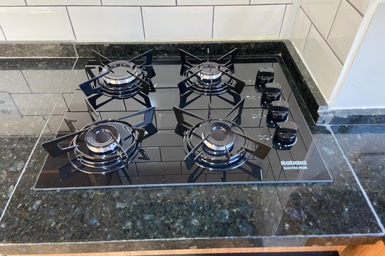 Cozinha de apartamento para alugar com 2 quartos, 42m² em Butantã, São Paulo