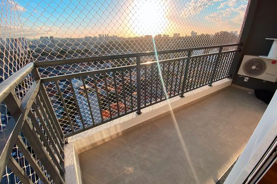Varanda da sala de apartamento para alugar com 2 quartos, 42m² em Butantã, São Paulo