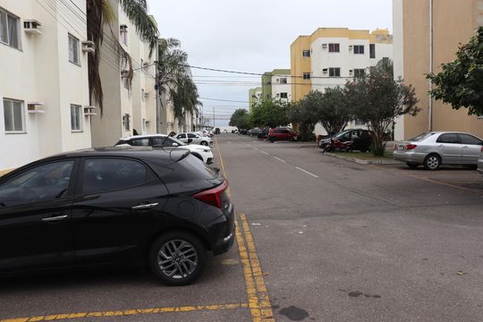 Área comum - Estacionamento de apartamento para alugar com 2 quartos, 61m² em Parque Pecuaria, Campos dos Goytacazes