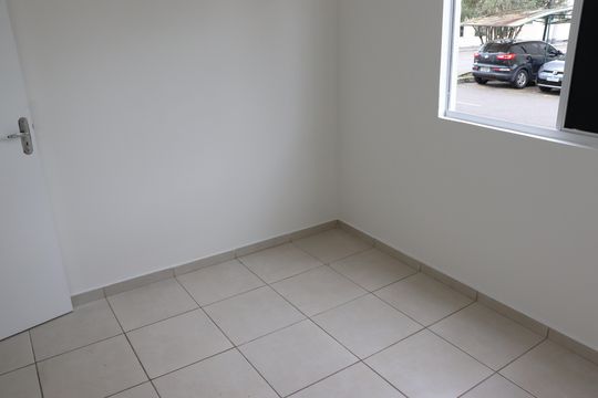 Quarto 2 de apartamento para alugar com 2 quartos, 61m² em Parque Pecuaria, Campos dos Goytacazes