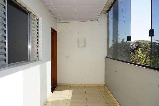 Varanda de casa para alugar com 2 quartos, 110m² em Chácaras Caxingui, Embu das Artes