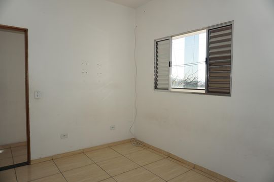 Quarto 2 de casa para alugar com 2 quartos, 110m² em Chácaras Caxingui, Embu das Artes