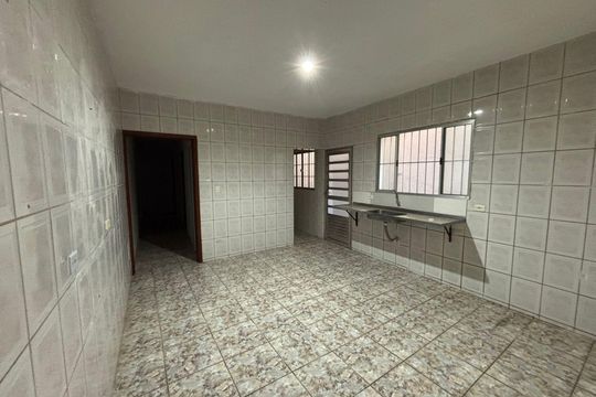 Cozinha de casa para alugar com 2 quartos, 80m² em Vila Engenho Novo, Barueri