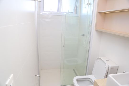 Banheiro de apartamento à venda com 3 quartos, 104m² em Park Lozandes, Goiânia