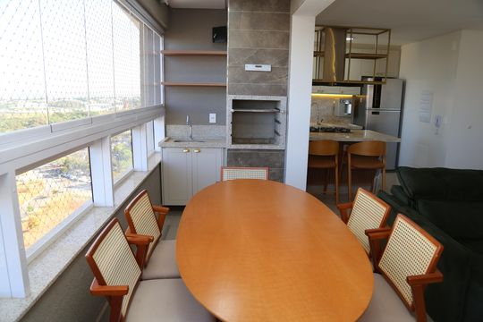 Sala de apartamento à venda com 3 quartos, 104m² em Park Lozandes, Goiânia