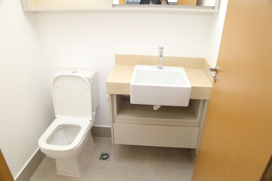 Lavabo de apartamento à venda com 3 quartos, 104m² em Park Lozandes, Goiânia