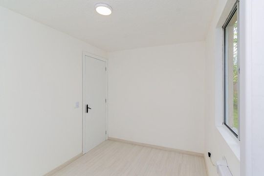 Quarto de apartamento à venda com 2 quartos, 38m² em Jardim Dona Leopoldina, Porto Alegre