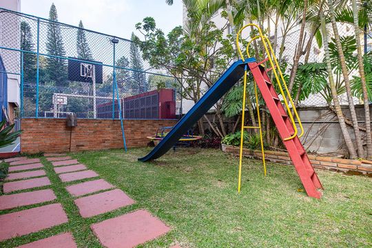 Playground de apartamento para alugar com 2 quartos, 68m² em Sumarezinho, São Paulo