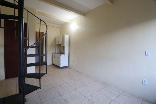 Sala/Cozinha de apartamento para alugar com 2 quartos, 50m² em Olaria, Canoas