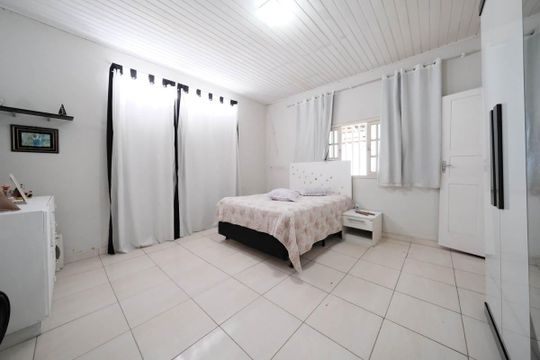 Quarto 2 de casa à venda com 4 quartos, 248m² em Vila Buenos Aires, São Paulo