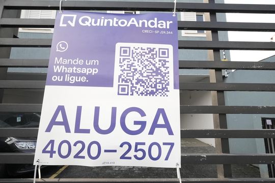 Placa de apartamento para alugar com 2 quartos, 55m² em Parque das Nações, Santo André