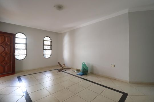 Sala de casa para alugar com 3 quartos, 240m² em Tabajaras, Uberlândia