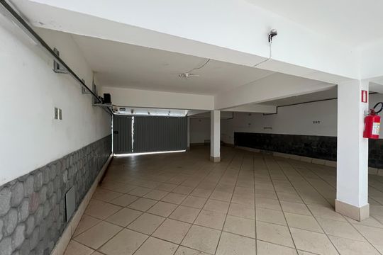 Área Comum - Garagem  de apartamento para alugar com 2 quartos, 131m² em Santa Helena, Juiz de Fora