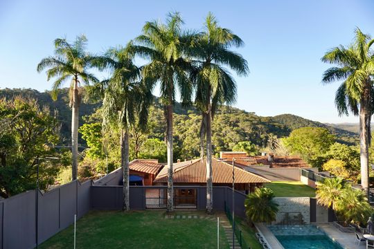 Vista da Suíte 1 - Casa Principal de casa de condomínio à venda com 6 quartos, 700m² em Ouro Velho Mansões, Nova Lima