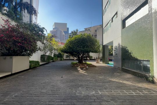 Área comum de apartamento à venda com 3 quartos, 140m² em Pinheiros, São Paulo