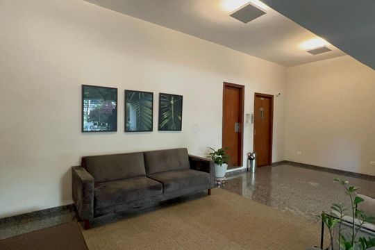 Hall de entrada de apartamento à venda com 3 quartos, 140m² em Pinheiros, São Paulo