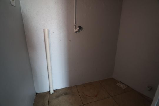 Área de serviço de apartamento para alugar com 2 quartos, 50m² em Olaria, Canoas
