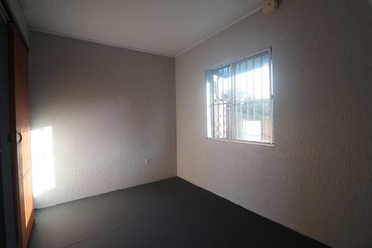 Quarto 1 de apartamento para alugar com 2 quartos, 50m² em Olaria, Canoas