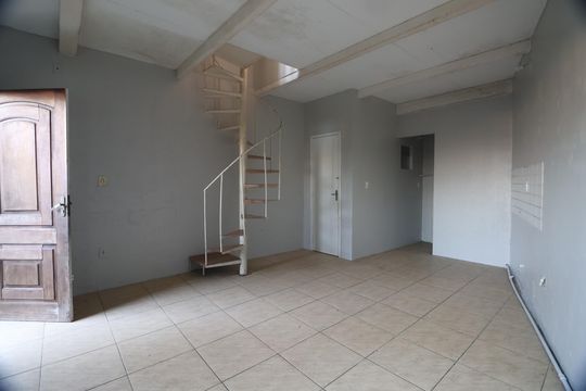 Apartamento para alugar com 2 quartos, 50m² em Olaria, Canoas
