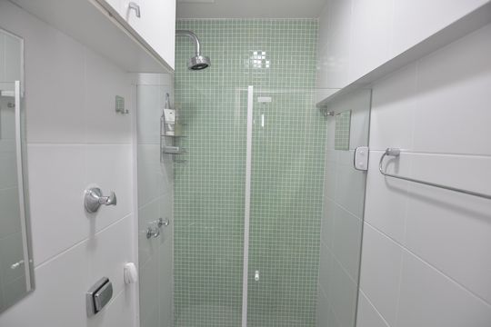 Banheiro da Suíte de apartamento à venda com 2 quartos, 72m² em Grajaú, Rio de Janeiro